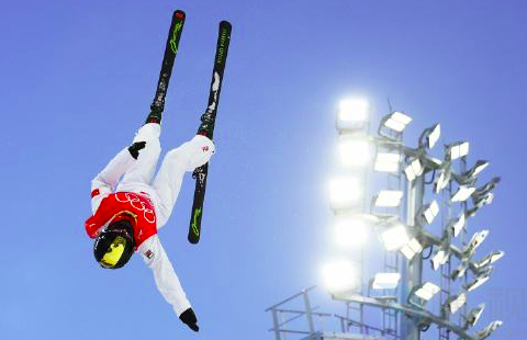 自由式滑雪空中技巧混合团体决赛 中国队斩获银牌