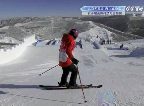 冬奥：谷爱凌晋级自由式滑雪女子坡面障碍技巧决赛