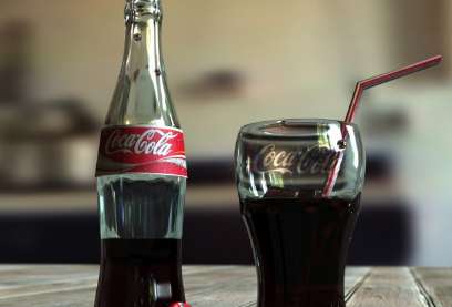 薄荷糖可乐 可乐和薄荷糖发生反应 可乐加薄荷糖可以喝吗