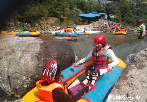 永泰天门山漂流 永泰天门山景区漂流正式开漂 被称“海西第一漂”