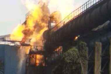 印度钢铁厂爆炸 印度钢铁厂爆炸现场图片曝光 印度钢铁厂爆炸原因是什么