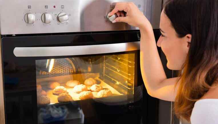 家用烤箱品牌 烤箱什么牌子质量好 家用烤箱一般多少钱