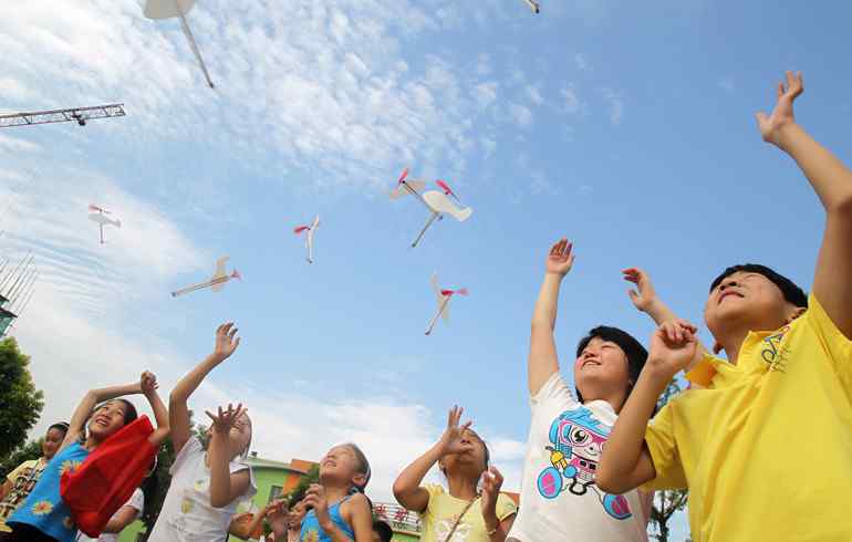 夏令营要多少钱 2018夏令营去哪里好 参加夏令营要多少钱