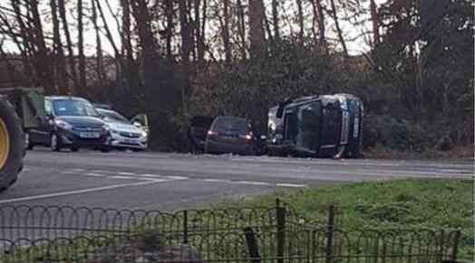 英国女王的丈夫 女王老公终于道歉 英女皇丈夫菲利普亲王车祸致人骨折