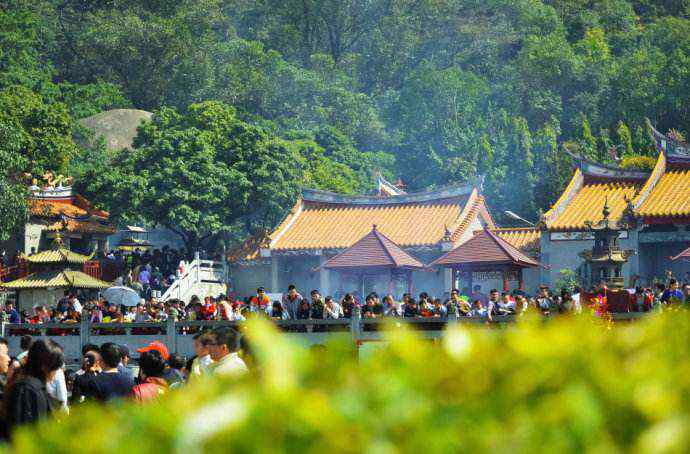 凤凰山在哪 凤凰山在哪，位于深圳市宝安区福永镇凤凰村！