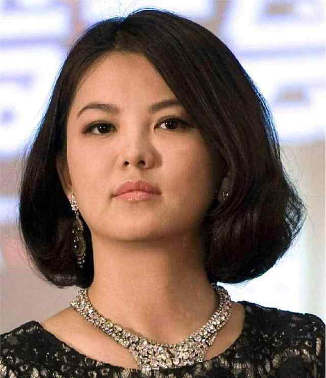 李湘有几个老公 与李湘相识33天闪婚，破产后惨遭抛弃，今身家30亿送李湘15个字