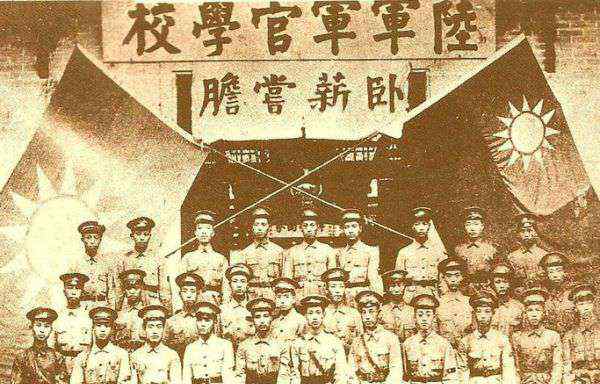 黄埔军校在哪里 黄埔军校在哪里，广东省广州市黄埔区长洲岛！