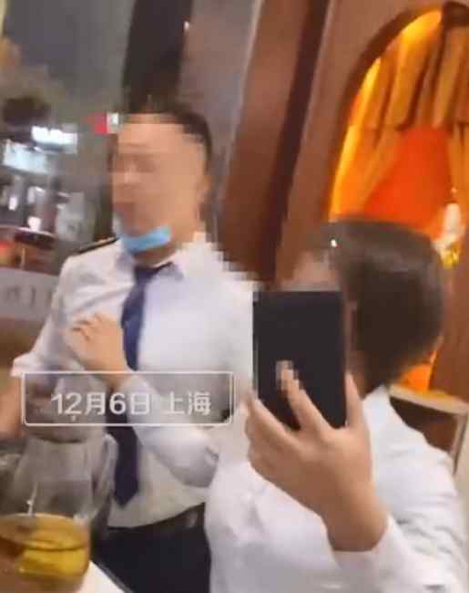 上海男子理发后因要发票被店员辱骂：剪头都剪不起 你活着有啥意思