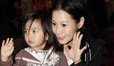 刘若英生子 五个吃尽苦头生下娃的女星，刘若英为了生娃差点残疾，她险些丧命