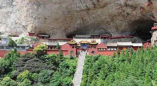 绵山正果寺 山西绵山云峰寺在哪里 云峰寺有哪三绝介绍