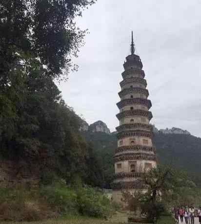 灵岩寺 济南灵岩寺简介 济南灵岩寺雕塑介绍