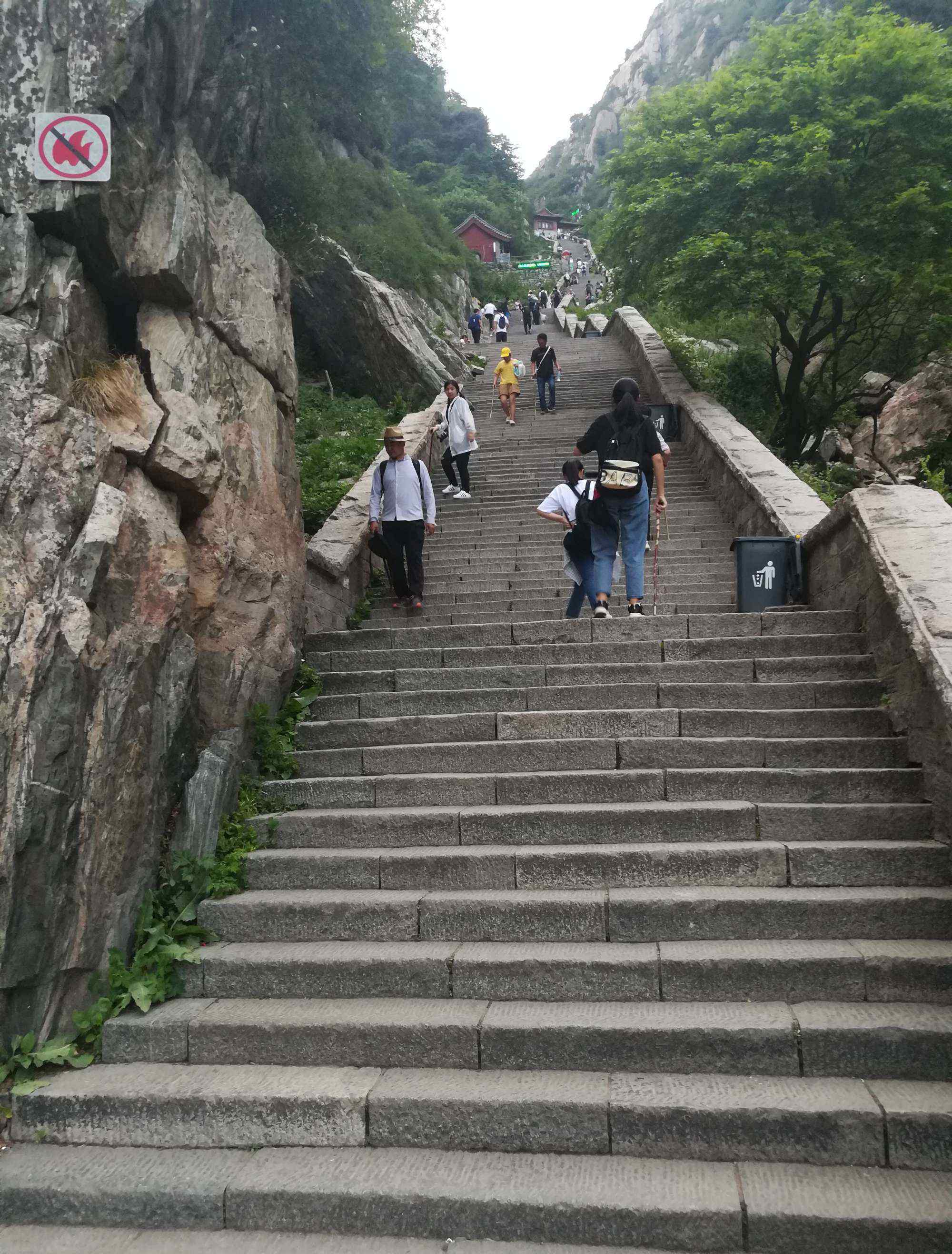 泰山背包客栈 泰山之行