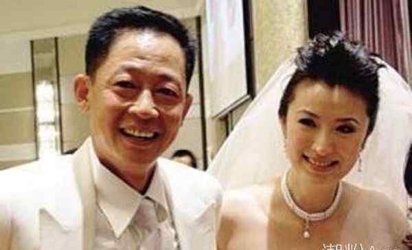 王志文老婆是谁 王志文老婆是谁 自曝两人是通过朋友介绍认识的