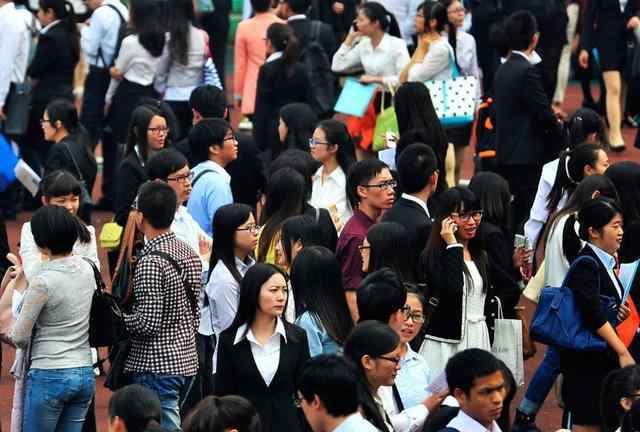 大学生就业难的原因 总说大学生就业难，就业难的真实原因你知道吗，大学期间要注意