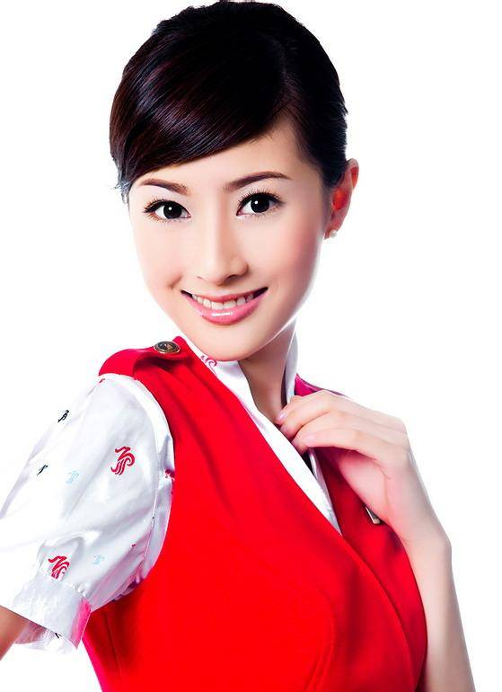 2017中国十大最美空姐出炉！第一名实在是太丑了