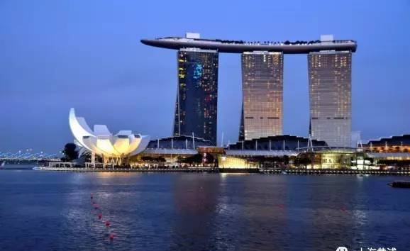 新加坡金沙酒店的设计者，在黄浦造了一座购物中心！