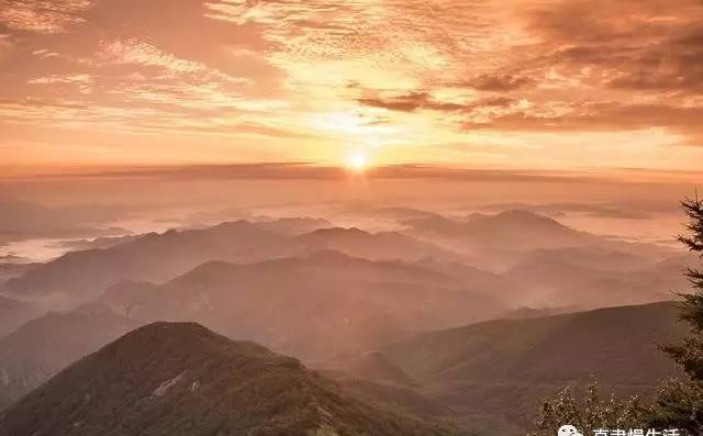 一日踏入雾灵山，终生不愿返人间！雾灵山，一座你来了就不想回去的山