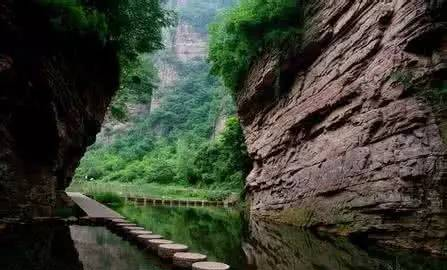 一日踏入雾灵山，终生不愿返人间！雾灵山，一座你来了就不想回去的山