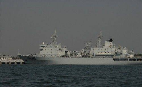 渔政船中的战列舰 吨位创了世界纪录 中国的大棒威吓周边宵小！