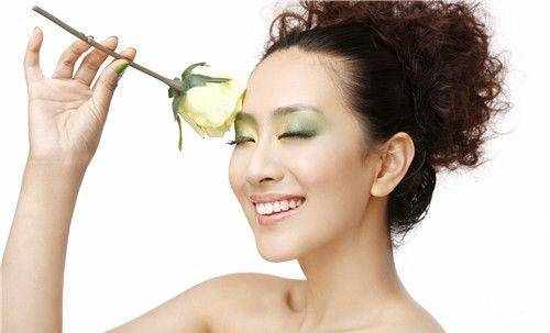 橄榄油怎么护肤，教你正确的橄榄油美容方法