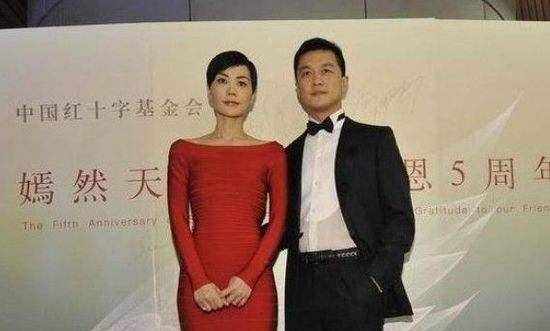 李亚鹏谈当年与王菲离婚：我要的是一个家庭，而你注定是一个传奇