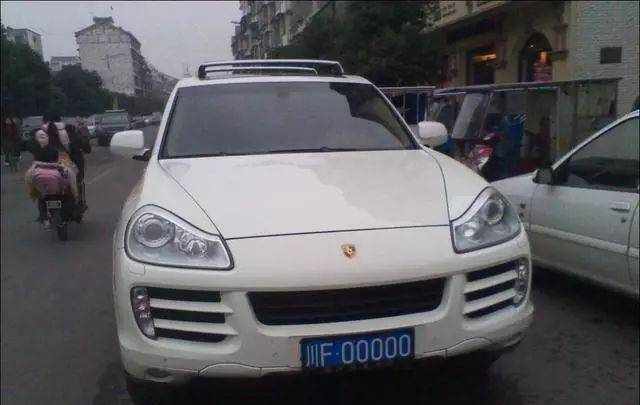 中国最贵车牌号前5名，车牌比车贵，一般人买不起!