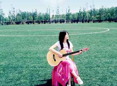 北京西单女孩 西单女孩演唱的歌曲 西单女孩近况如何