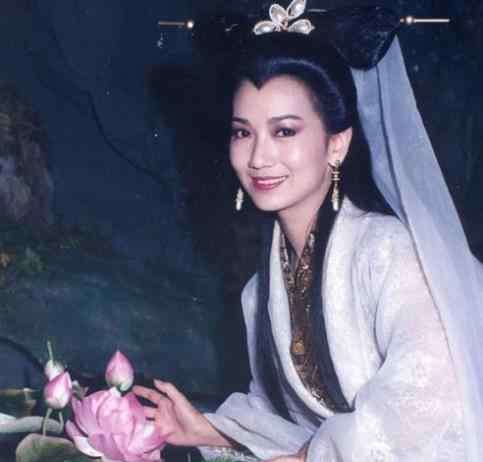 赵雅芝的婚史 赵雅芝有几段婚史 不老女神赵雅芝感情经历曝光