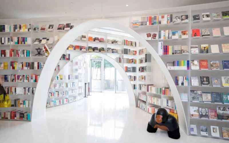 书店书架系列 中国“最高”书店来了！上海中心52层，在云端徜徉“有态度的书架”