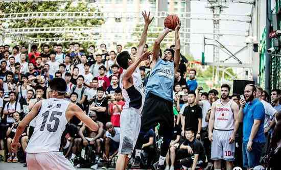 李土金 阿金：广州篮球圈天才很多 喜欢这里的氛围