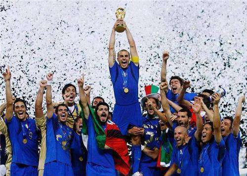 2010世界杯意大利 2010世界杯回眸：里皮是如何毁灭意大利足球的