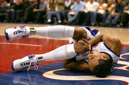 nba保罗乔治 NBA史上最严重五大受伤，保罗乔治断腿只能排到第三！