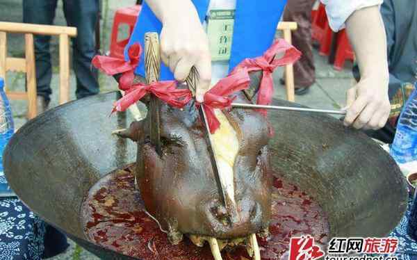 中国十大恐怖食物 湖南十大重口味惊悚美食 赏景之余练练胆