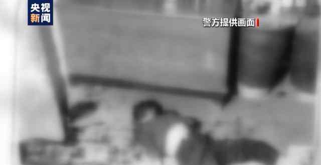 男子新婚燕尔因8000元彩礼杀了妻子全家 警方从笔记本中破获30年命案