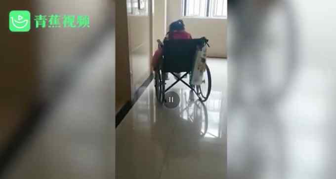 东莞一女生遭男同学霸凌靠轮椅代步 母亲：对方跆拳道七段 专打女生