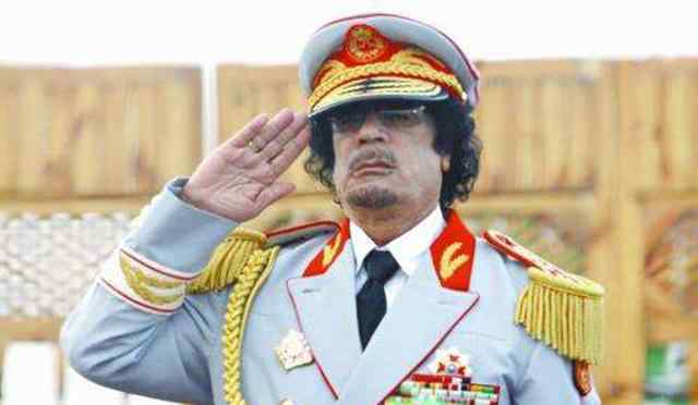 卡扎菲保镖 2011年，卡扎菲被乱枪打死，其身边的绝色美女保镖们结局如何？