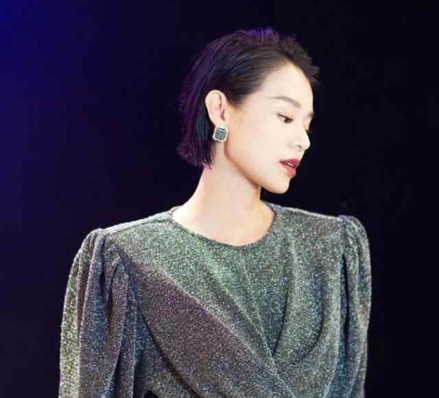 闫妮女儿叫什么 有种“基因”叫闫妮女儿，与母亲共用一张脸，就是长得太着急