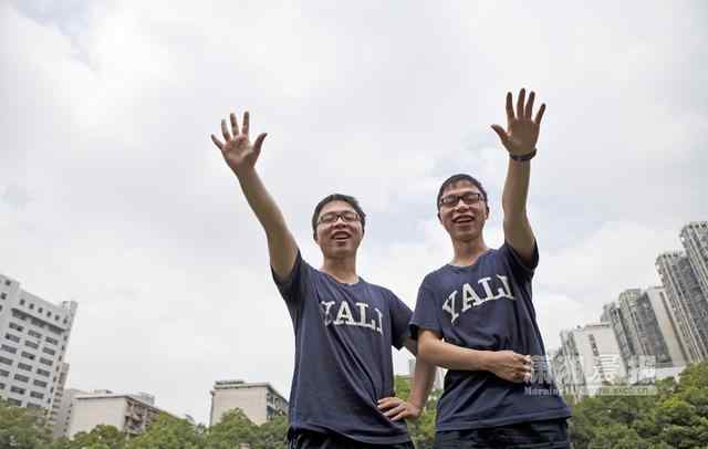 清华双胞胎 雅礼中学双胞胎齐上清华 建议学弟少颓废多学习