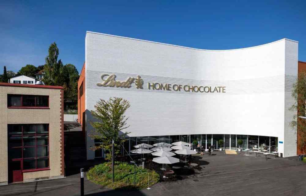 巧克力喷泉 9m！世界最高巧克力喷泉，瑞士莲巧克力博物馆制作