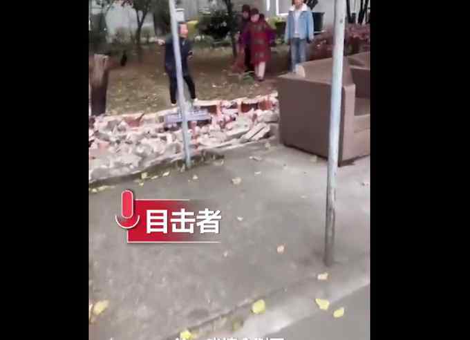 女学员驾校学车出意外让人捏把冷汗 目击者连称太可怕