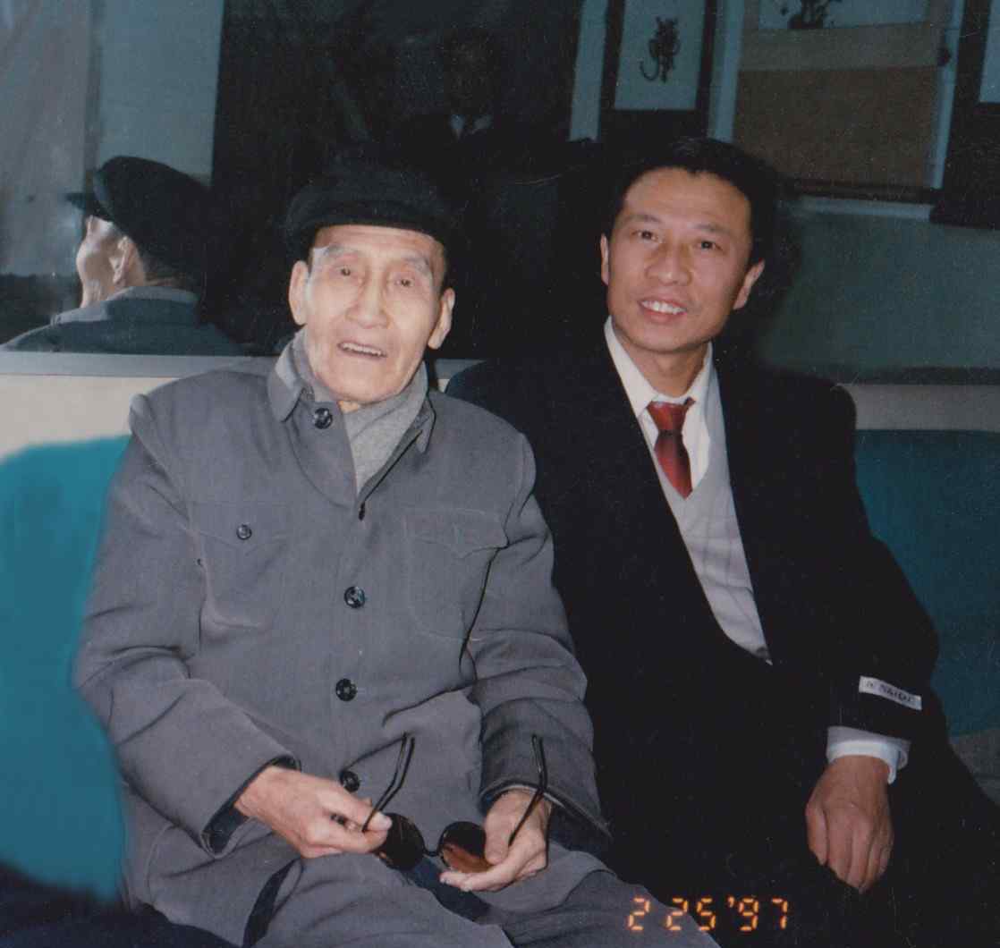 卫俊秀 纪念卫俊秀先生诞辰110周年。