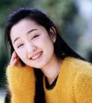 杨钰莹与赖文峰 “甜歌皇后”杨钰莹：曾四次为赖文峰打胎，至今单身的她依然很美