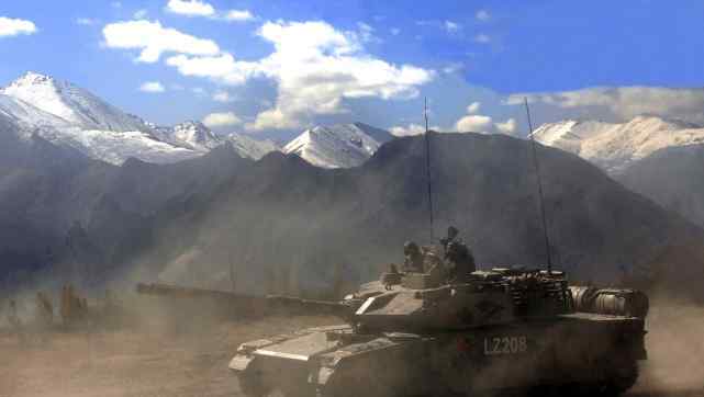 中印边境对峙 中印边境又出现一个新对峙点？印度人：T-72必将会给中国一个教训
