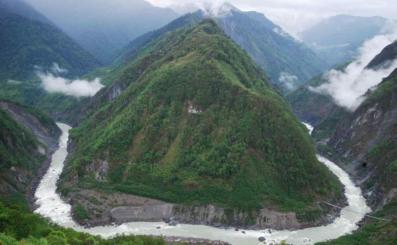 雅鲁藏布江大坝 中国将建雅鲁藏布江大坝，发电能力是三峡三倍，印媒：或影响印度