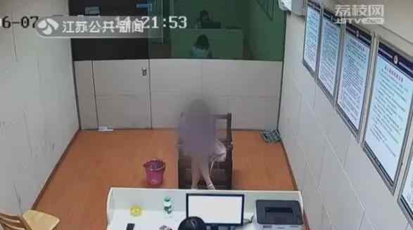 老司暧小视频 51岁老男人迷奸年轻女网友，拍418个视频！被车载摄像头记录