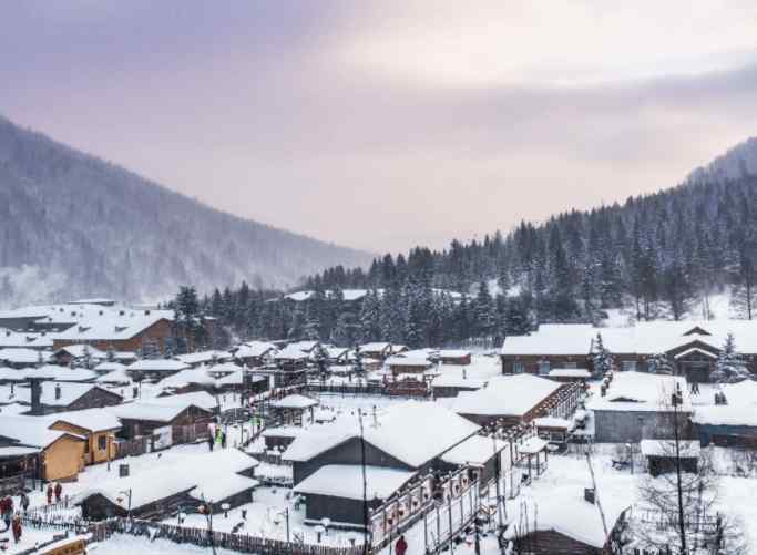 世上最美的雪景照片 全国雪景最美的地方，景色梦幻适合全家出游，拍照更是有趣