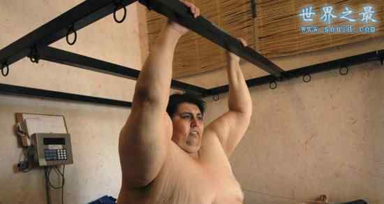 200斤的胖子图片 世界上最胖的男人，最高体重达1194斤