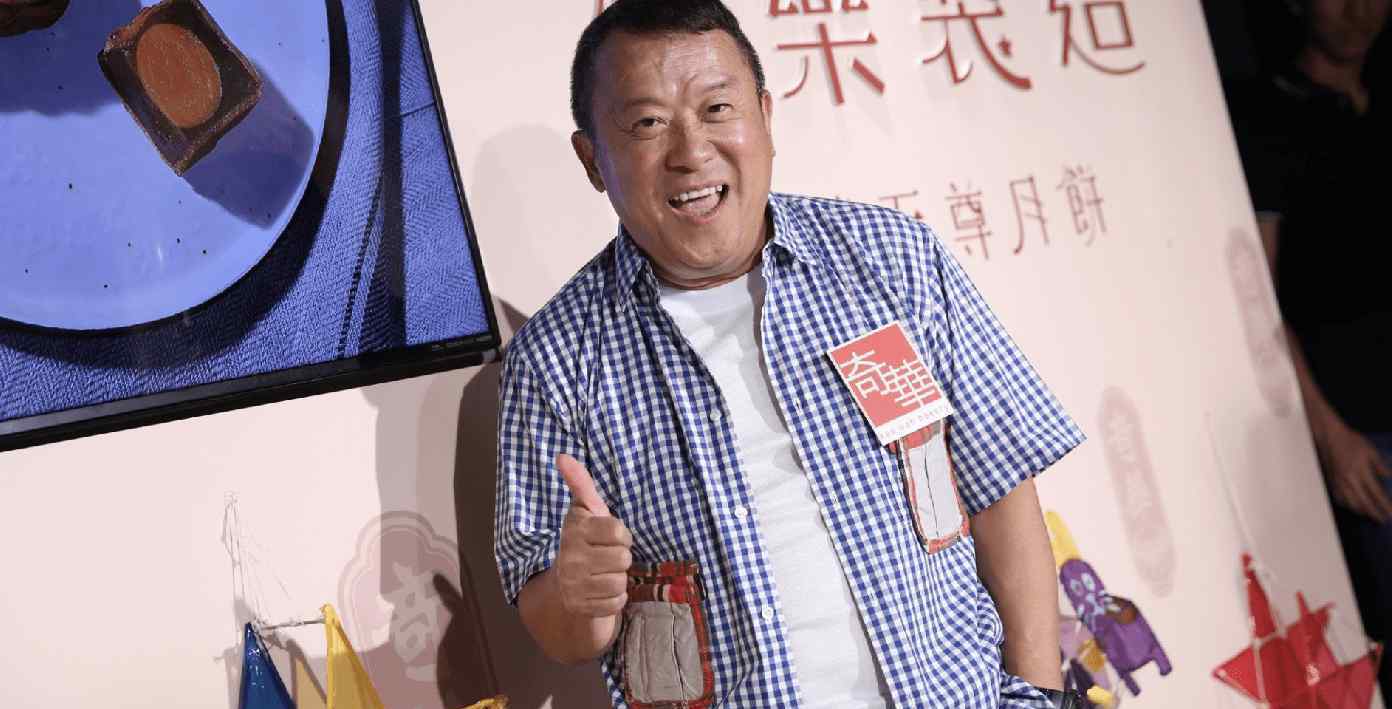 岑宝儿 曾志伟受邀回TVB做高层，安插王祖蓝任创意官，师徒掌管综艺部