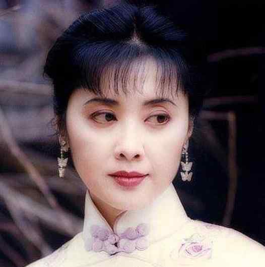 朱琳追悼会 《西游记》女儿国国王朱琳，被誉为“第一美女”，如今怎样了？