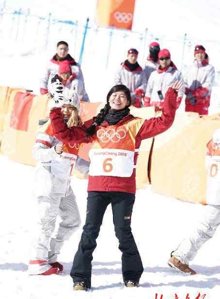 刘佳宇 平昌冬奥中国首枚奖牌诞生 刘佳宇：我会一直滑到老！